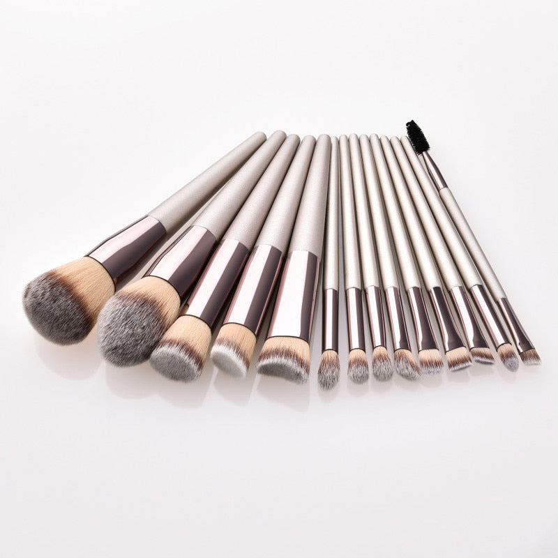 14pcs Fashionable Professional Brushes Set